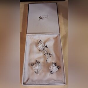 Coro White and Silver Floral Brooch Set